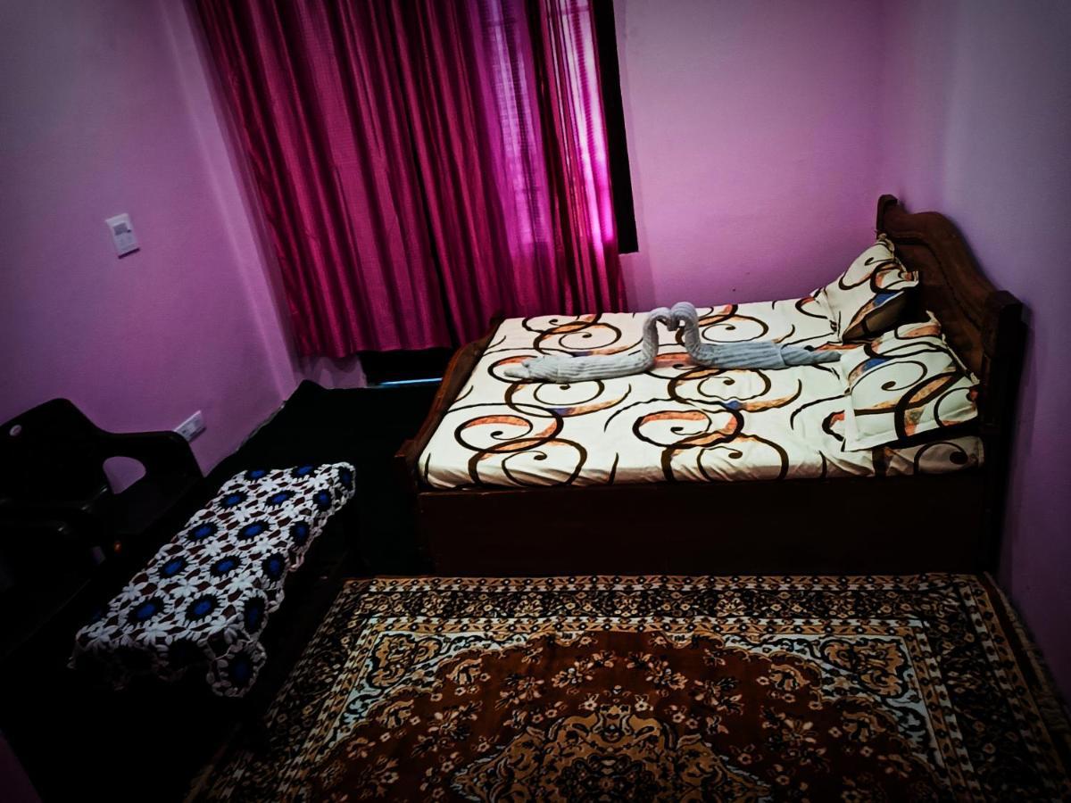 Peace Holiday Homestay Chail Δωμάτιο φωτογραφία